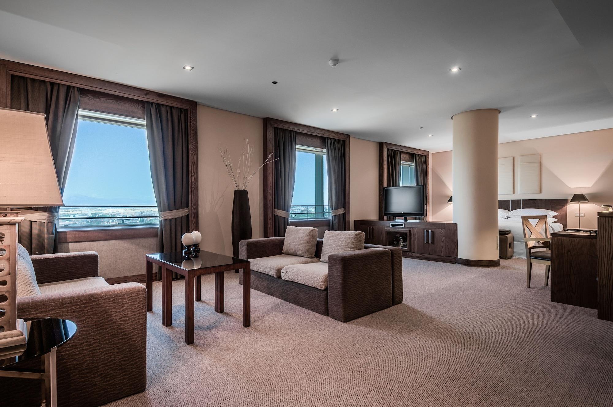 Eurostars Suites Mirasierra Madrid Exterior foto Suite